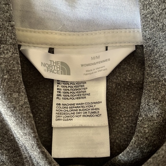 Gray North Face Hoodie - Picture 7 of 8